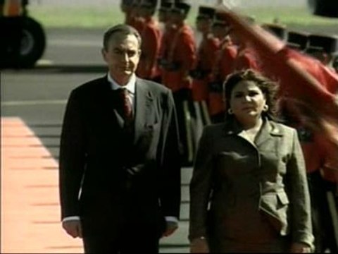 Zapatero llega a El Salvador para asistir a la Cumbre Iberoamericana