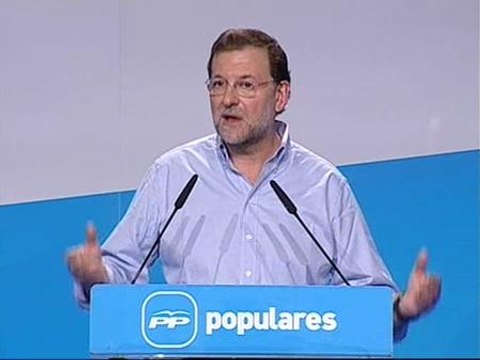 Rajoy: Debemos exigir a Chávez respeto institucional a España y a sus dirigentes