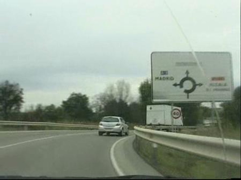 Seis de cada diez conductores confunden las señales de tráfico