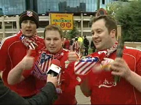 Las aficiones del Atlético y Liverpool muestran un comportamiento ejemplar
