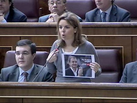 Sáenz de Santamaría pregunta por el pleno empleo