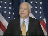 McCain suspende su campaña para luchar contra la crisis financiera