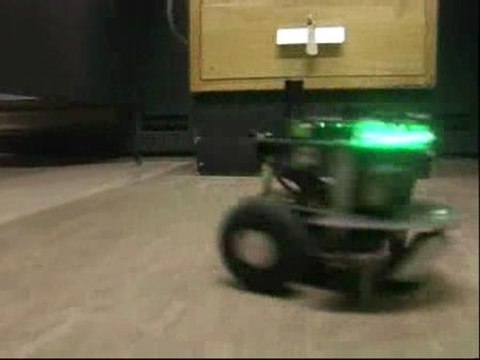 Un robot funciona con un cerebro compuesto por neuronas de rata