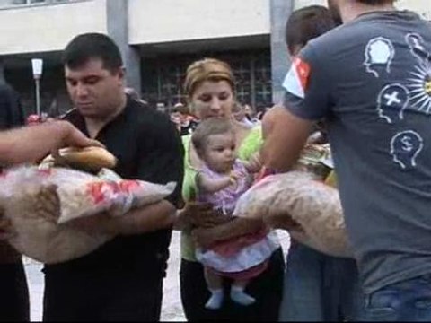 Comienza a llegar la ayuda humanitaria a Tiflis