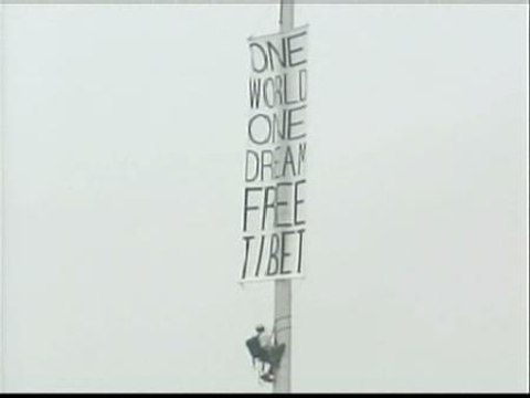 Desplegan en Pekín una pancarta con el lema 'Tíbet libre'