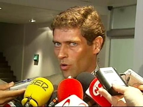 El Valencia y el representante de Silva confían en que la próxima semana se aclare la continuidad del jugador