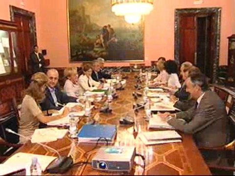 El Consejo de Ministros estudiará una nueva revisión del cuadro macroeconómico