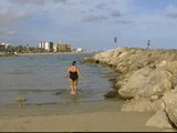 Un niño de seis años muere ahogado en una playa de Tarragona