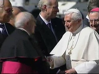 El Papa viaja a Australia