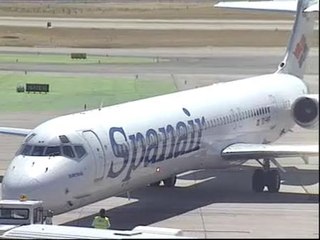 Spanair hará frente a la crisis despidiendo a 1.100 empleados