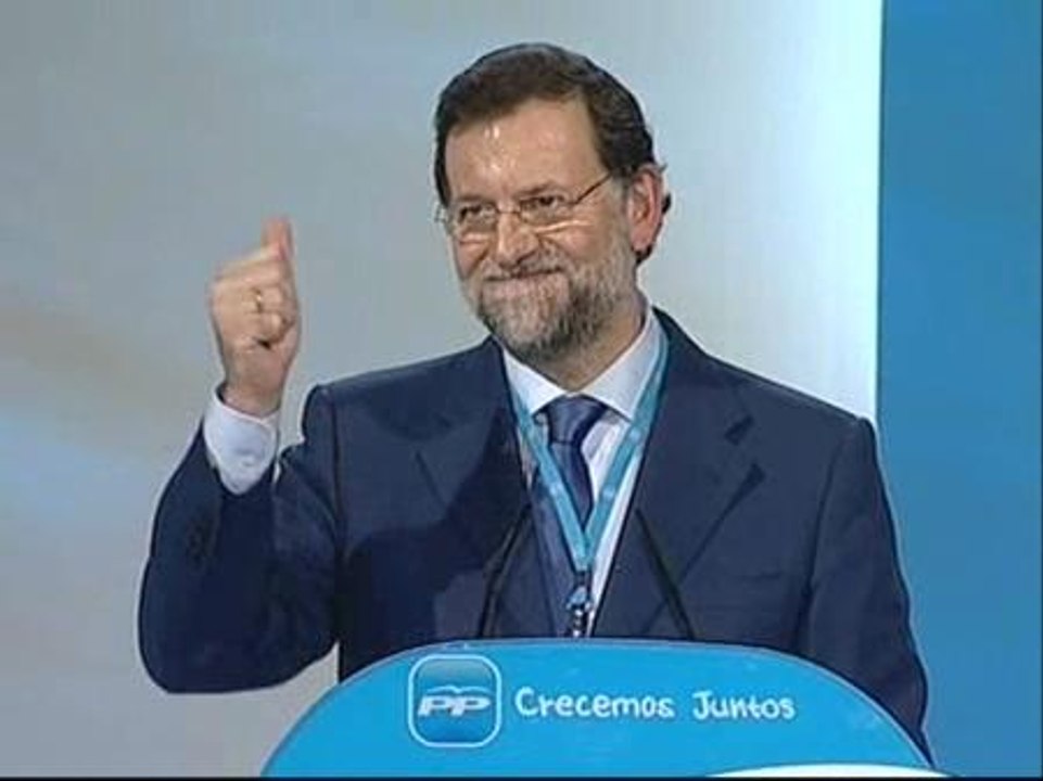 Rajoy asegura que no cambiará los principios del partido