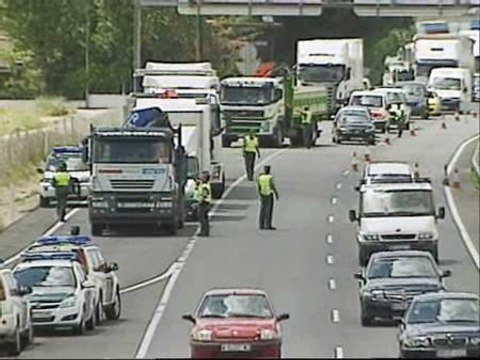 Suspendida temporalmente la huelga de transportistas