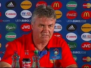 Hiddink: "Por su puesto que España es la favorita"