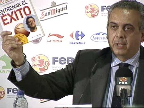 Saez acusa a Pepu de acudir a actos para el baloncesto y eran para beneficio suyo