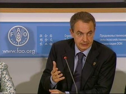 Zapatero dice que el paro está repuntando, pero a los niveles más bajos de la democracia