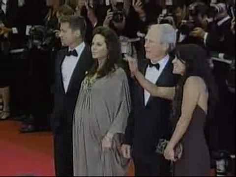 Eastwood, Angelina Jolie, Brad Pitt y Maradona se adueñan de Cannes