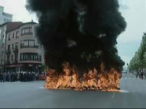 Trabajadores de Naval de Gijón reclaman mayor carga de trabajo en el astillero