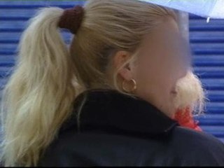 La joven deficiente obligada a prostituirse se refugia con su proxeneta