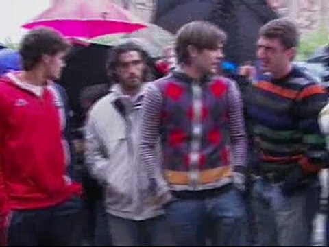 La afición, con los jugadores del Levante