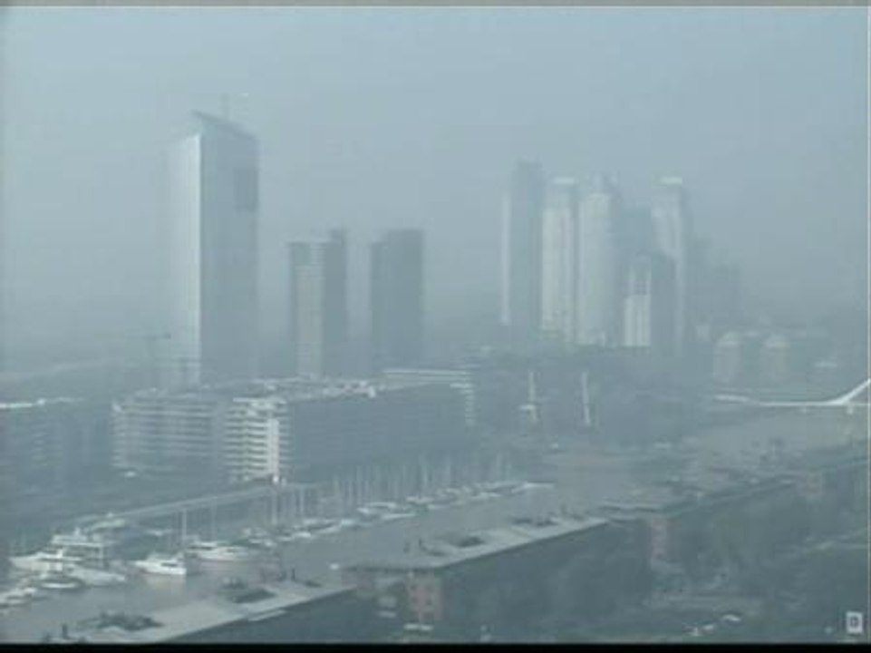 Buenos Aires, cubierta de humo por la quema incontrolada de rastrojos