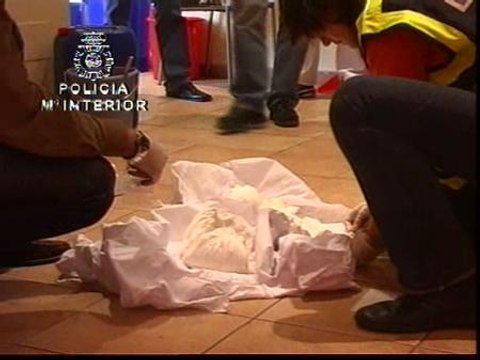 Cae una banda de narcotraficantes que traía pasta de coca de Colombia en tablones de madera huecos y neumáticos