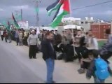 Miles de palestinos forman una cadena humana en la Franja de Gaza