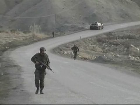 Turquía prosigue con sus operaciones en el kurdistán