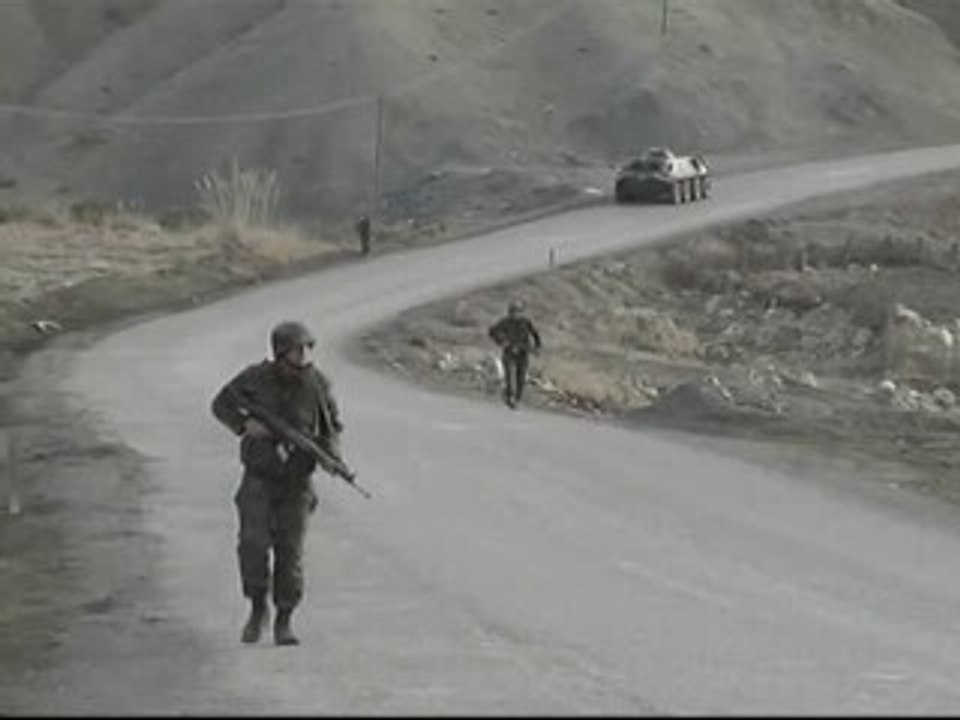 Turquía prosigue con sus operaciones en el kurdistán