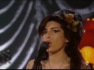 La OMS advierte a los famosos contra alardear sobre su adicción a las drogas