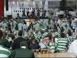Los aficionados del Celtic se lo pasan en grande en Barcelona