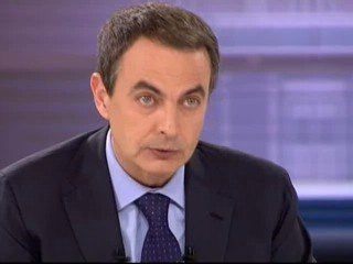 Zapatero acusa a Rajoy de descalificar a los artistas al llamarles "untados"