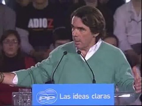 Aznar: Zapatero seguirá negociando con ETA