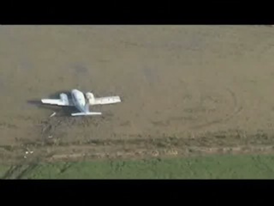 Aterrizaje forzoso de una avioneta con 600 kilos de hachís en Sevilla