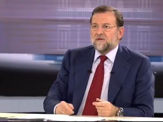 Zapatero: "¿Con qué cara habla usted de regularizaciones?"