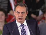 Zapatero pide disculpas a los trabajadores inmigrantes por las palabras de Arias Cañete