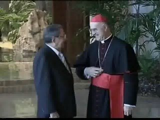 El ministro de exteriores del Vaticano se entrevista con Raúl Castro