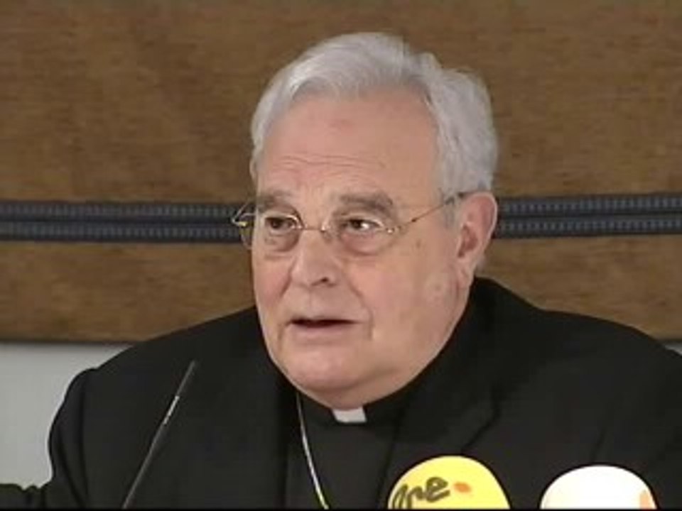 Amigo: "En lugar de reprocharnos a los obispos deberían aplaudirnos"