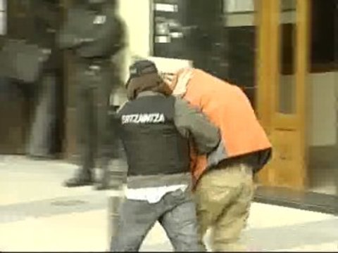 Tres detenidos en Vitoria por su relación con una célula islamista