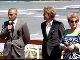 Beckham presenta una lujosa escuela de fútbol en Brasil