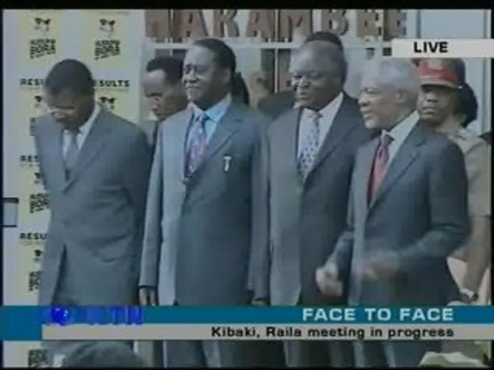 Kibaki, Odinga y Annan, juntos para superar la crisis en Kenia