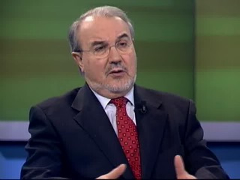 Solbes asegura que hay posibilidad de que el BCE rebaje los tipos