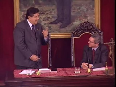 Alan García a Gallardón: Quien cree en la política nunca debe cejar