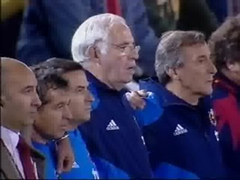 Algunos deportistas ya se atreven con la nueva letra del himno