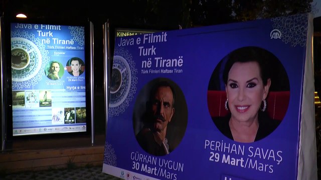 Usta oyuncu Perihan Savaş Arnavutluk'taki sinemaseverlerle buluştu - TİRAN