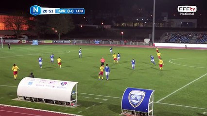 Belle action sur la gauche conclu par une frappe !