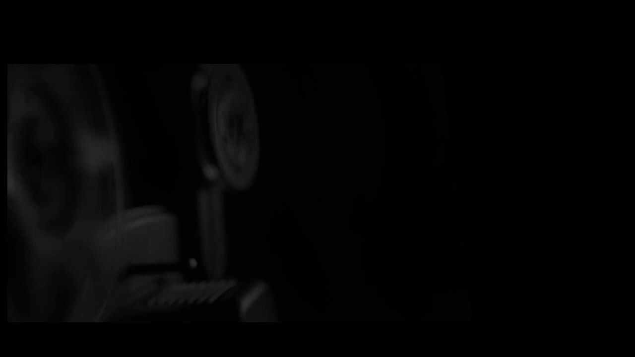اخطاء فيلم الفيل الازرق - اخطاء الافلام العربية