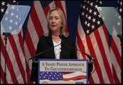 Hillary Clinton sitúa a Al Qaeda detrás de la amenaza en el décimo aniversario del 11S