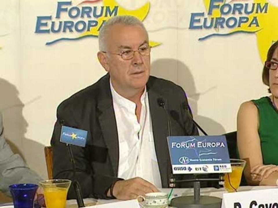 Cayo Lara: "¿Alguien está en contra de que desaparezca ETA?"
