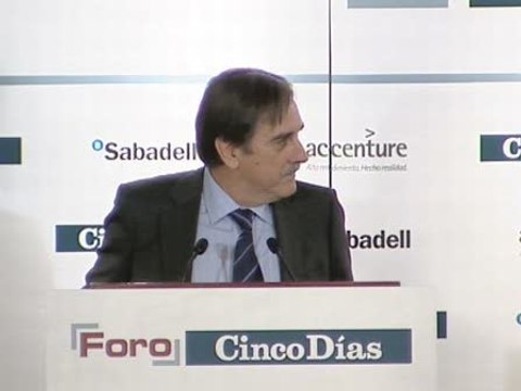 Valeriano a De Guindos: La S.S presenta supèrávit