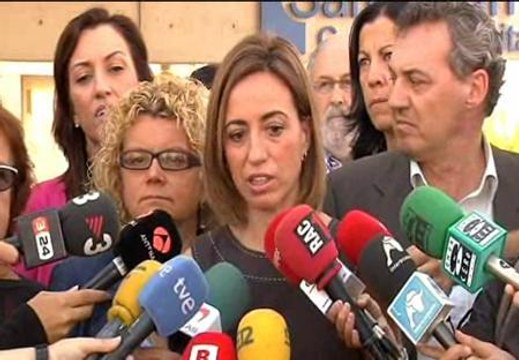 Chacón manifiesta su preocupación por los recortes en la sanidad catalana y la repercusión en las listas de espera
